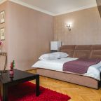 Апартаменты (В Центре Минска с Видом на Реку Свислочь), Апартаменты В центре города с видом на реку Свислочь