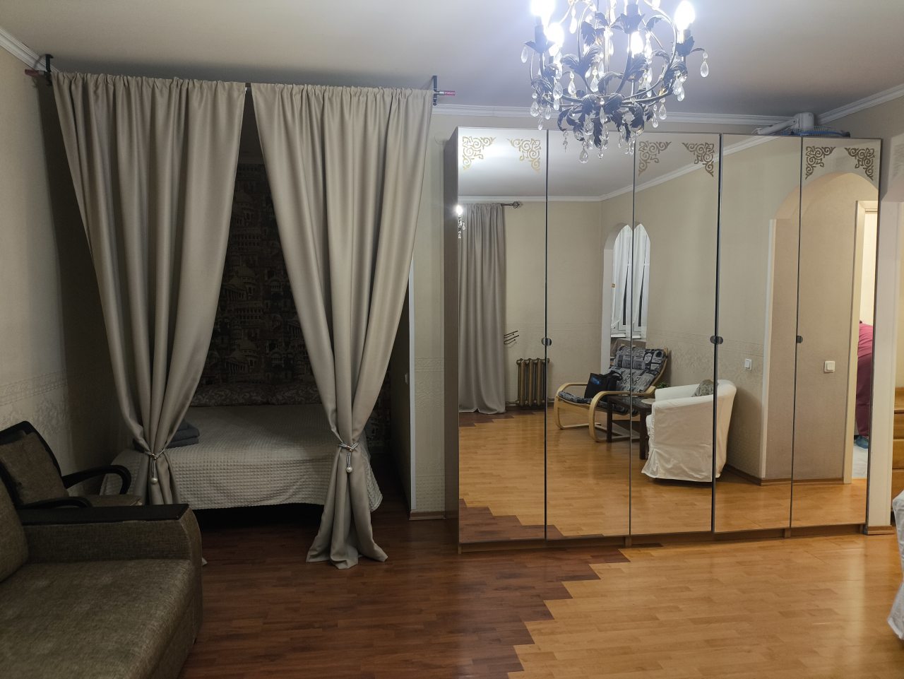 Апартаменты (Апартаменты на Лиговском), Апартаменты На Лиговском