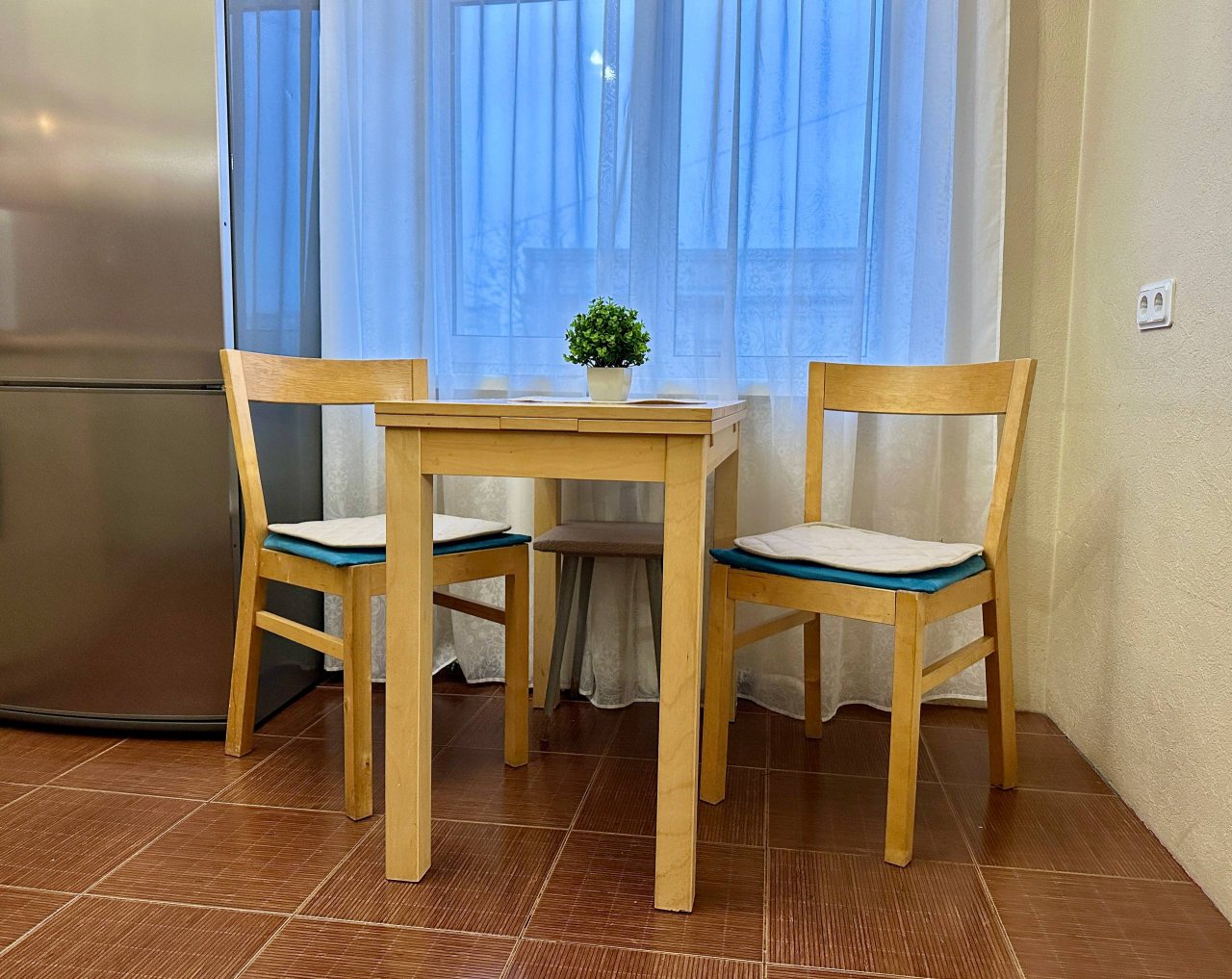 Апартаменты (Апартаменты на Лиговском), Апартаменты На Лиговском