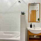 Апартаменты (Апартаменты на Лиговском), Апартаменты На Лиговском