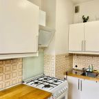 Трёхместный и более (Апартаменты на Невском), Апартаменты на Невском