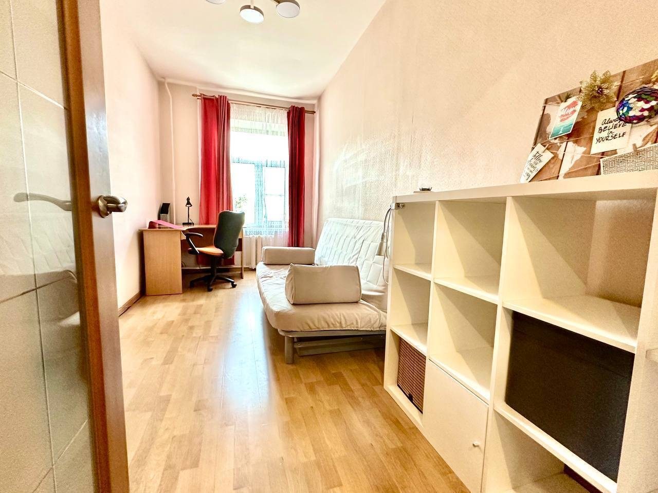 Трёхместный и более (Апартаменты на Невском), Апартаменты на Невском