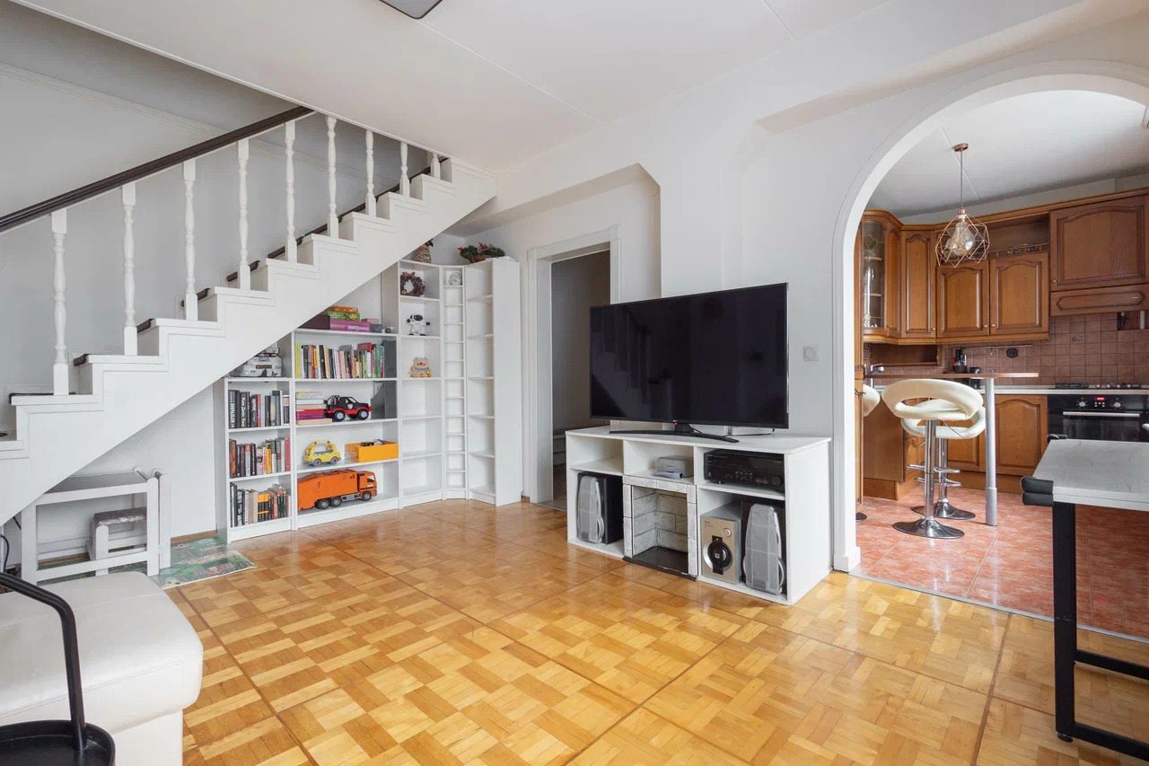 Апартаменты (Двухэтажная квартира на Войковской), Апартаменты На Войковской