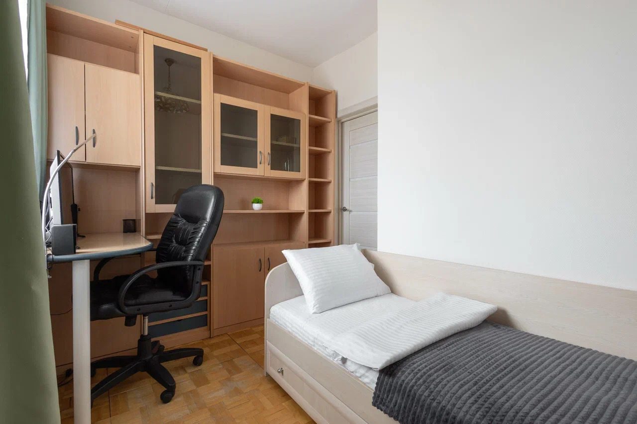 Апартаменты (Двухэтажная квартира на Войковской), Апартаменты На Войковской