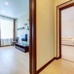 Апартаменты (Апартаменты с двумя спальнями), Апартаменты на набережной канала Грибоедова