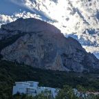 Вид на горы, Ласпи апартамент 12/5