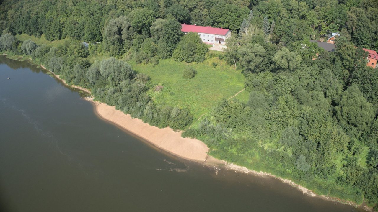 Трёхместный и более (Семейный комфорт 3х местный с видом на р.Оку), База отдыха Октава