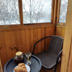 Светлый балкон