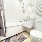 Апартаменты (Трехкомнатные), Апартаменты LikeHome на Дзержинского