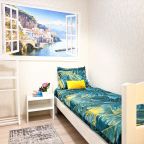 Апартаменты (Трехкомнатные), Апартаменты LikeHome на Дзержинского