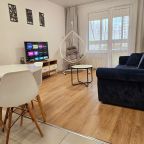 Апартаменты (Комфорт), Апартаменты Комфорт на 65 лет Победы