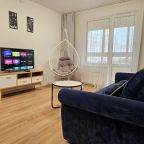 Апартаменты (Комфорт), Апартаменты Комфорт на 65 лет Победы