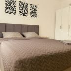 Апартаменты (Комфорт), Апартаменты Комфорт на 65 лет Победы