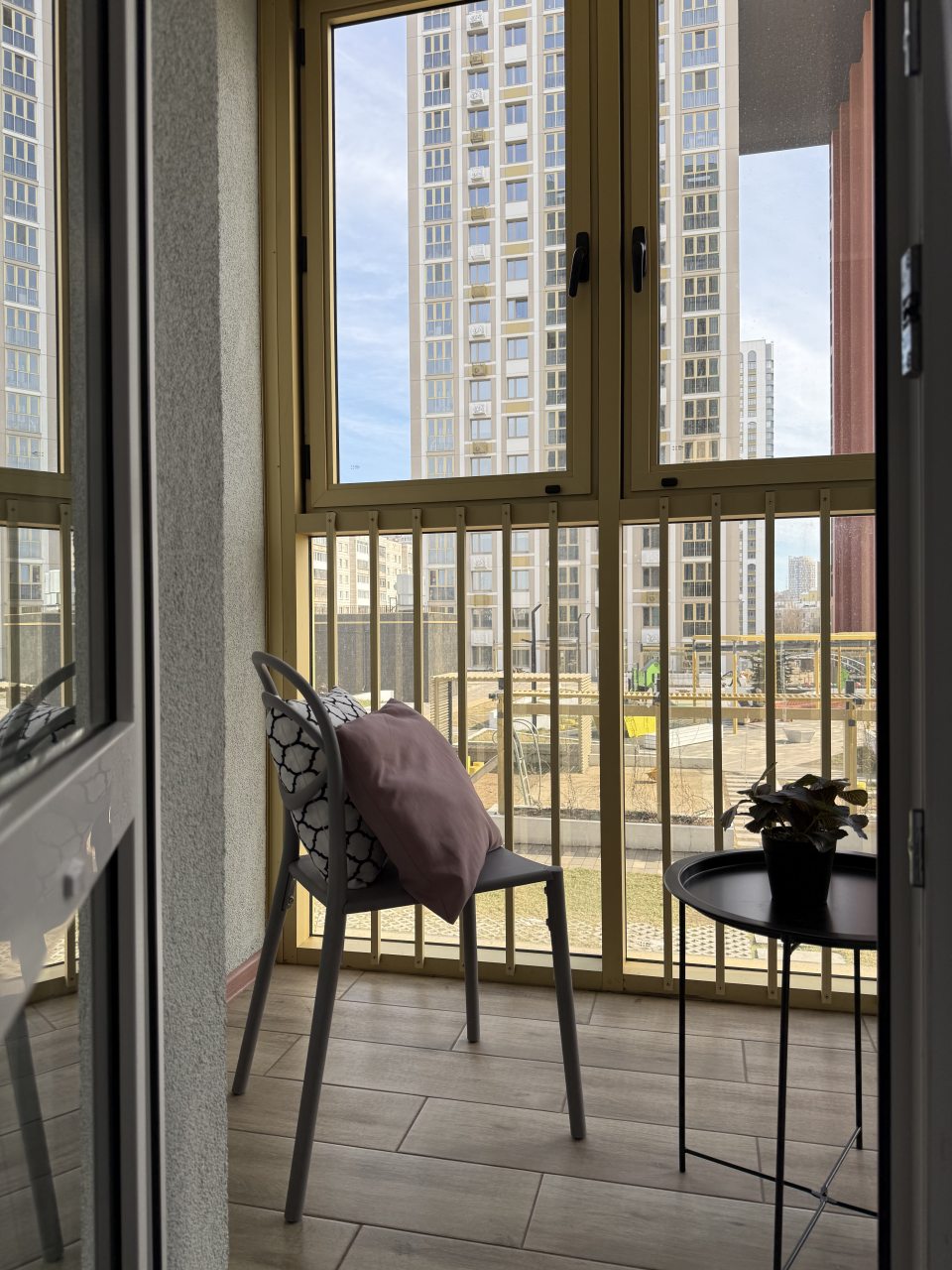 Апартаменты (Атмосфера), Апартаменты Атмосфера на Луначарского 99