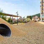 Детская площадка, Апартаменты На 3 человека LoveHotelSirius