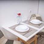 Возможность самостоятельного приготовления пищи, Апартаменты В Сириус на 3 гостей LoveHotelSirius