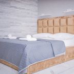 Апартаменты (Студия LoveSirius -5 мин до моря на 4 человека Воскресенская 14/1), Апартаменты В Сириус на 4 гостя LovehotelSirius