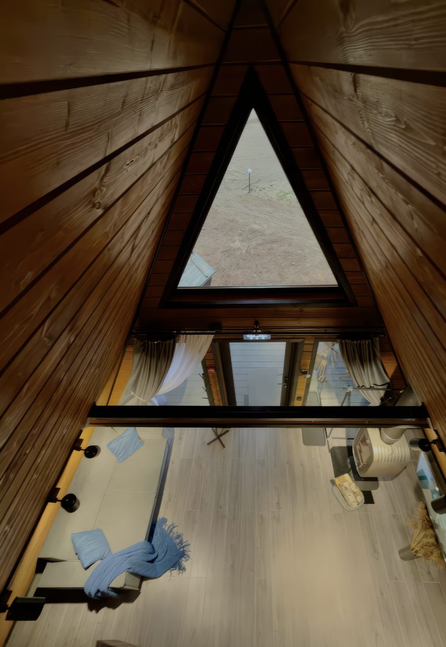 Дом (Дом у моря 1-я линия), База отдыха Бухта Морская