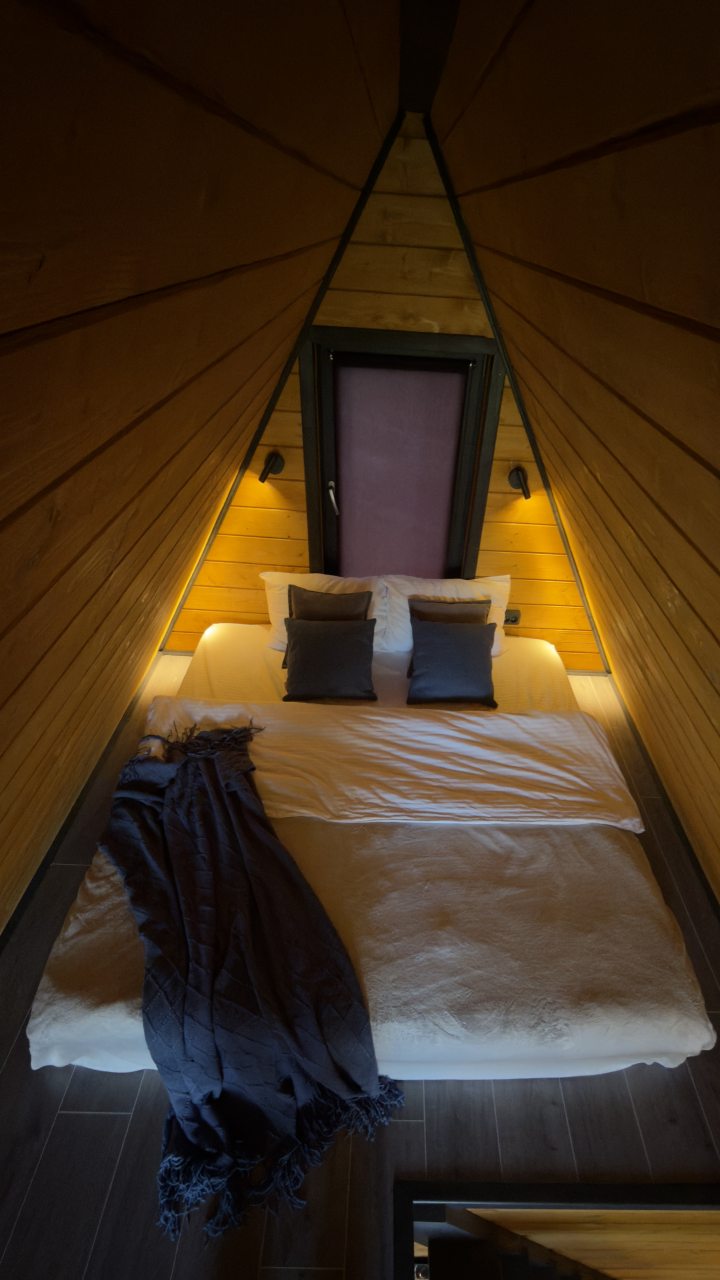 Дом (Дом 3 линия), База отдыха Бухта Морская