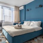 Двуспальная кровать