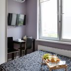 Двухместный (Малевич studio), Апартаменты Home24 на Каштановой 6