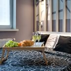 Двухместный (Малевич studio), Апартаменты Home24 на Каштановой 6