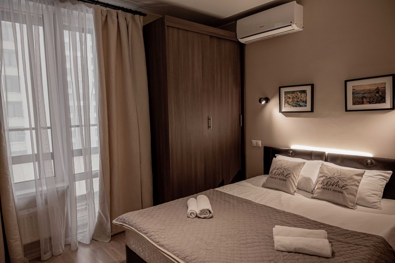 Двухместный (Ван гог studio), Апартаменты Home24 на Каштановой 6