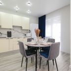 Апартаменты (На Лескова 35 с кухней и балконом), Апартаменты Room Hotel на Лескова 35