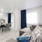 Апартаменты (На Лескова 35 с кухней и балконом), Апартаменты Room Hotel на Лескова 35