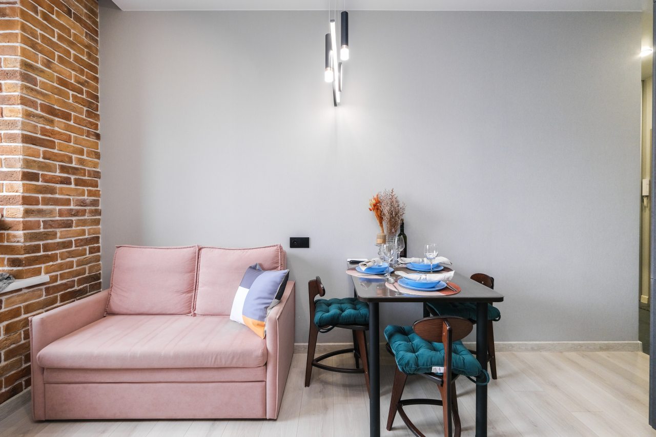 Апартаменты (На 8 этаже с балконом и кухней), Апартаменты Room Hotel на Трудовой 25/1