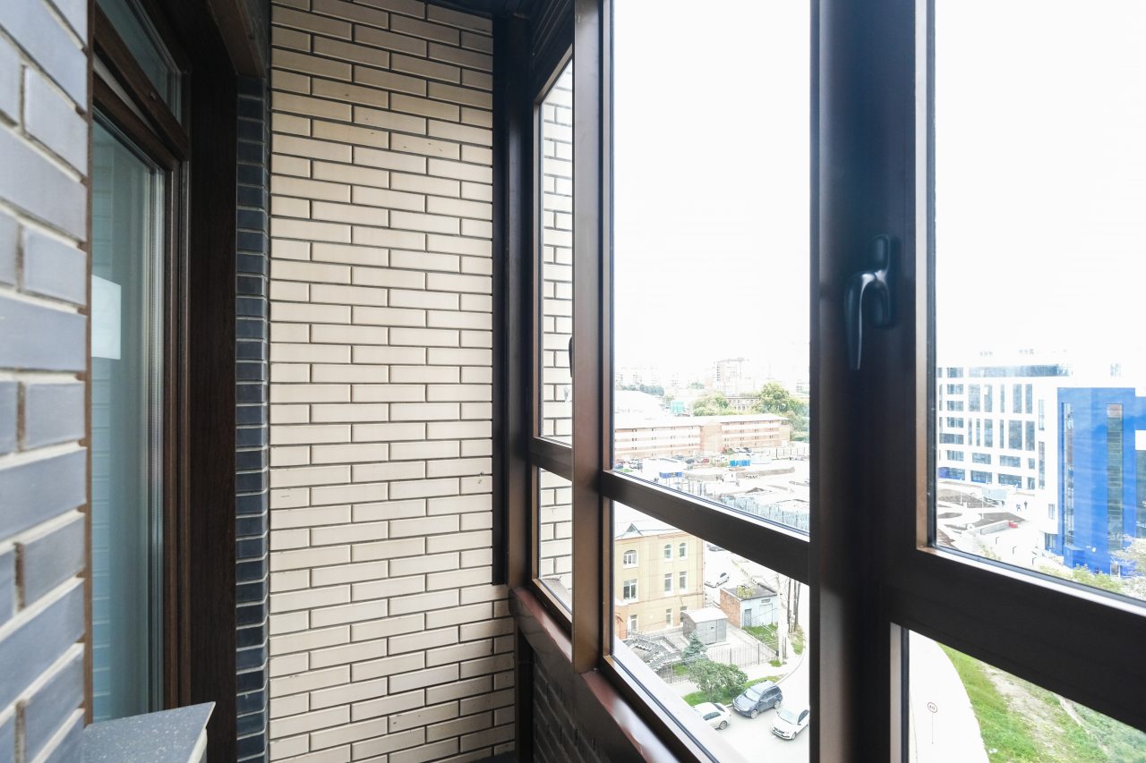 Апартаменты (На 8 этаже с балконом и кухней), Апартаменты Room Hotel на Трудовой 25/1