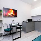 Апартаменты (На 10 этаже с балконом и кухней), Апартаменты Room Hotel на Трудовой 25/1