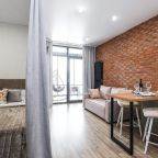 Апартаменты (На 5 этаже с балконом и кухней), Апартаменты Room Hotel на Красном проспекте 104