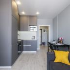 Апартаменты (С балконом и кухней), Апартаменты Room Hotel на Сухарной 109