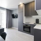 Апартаменты (С балконом и кухней), Апартаменты Room Hotel на Сухарной 109