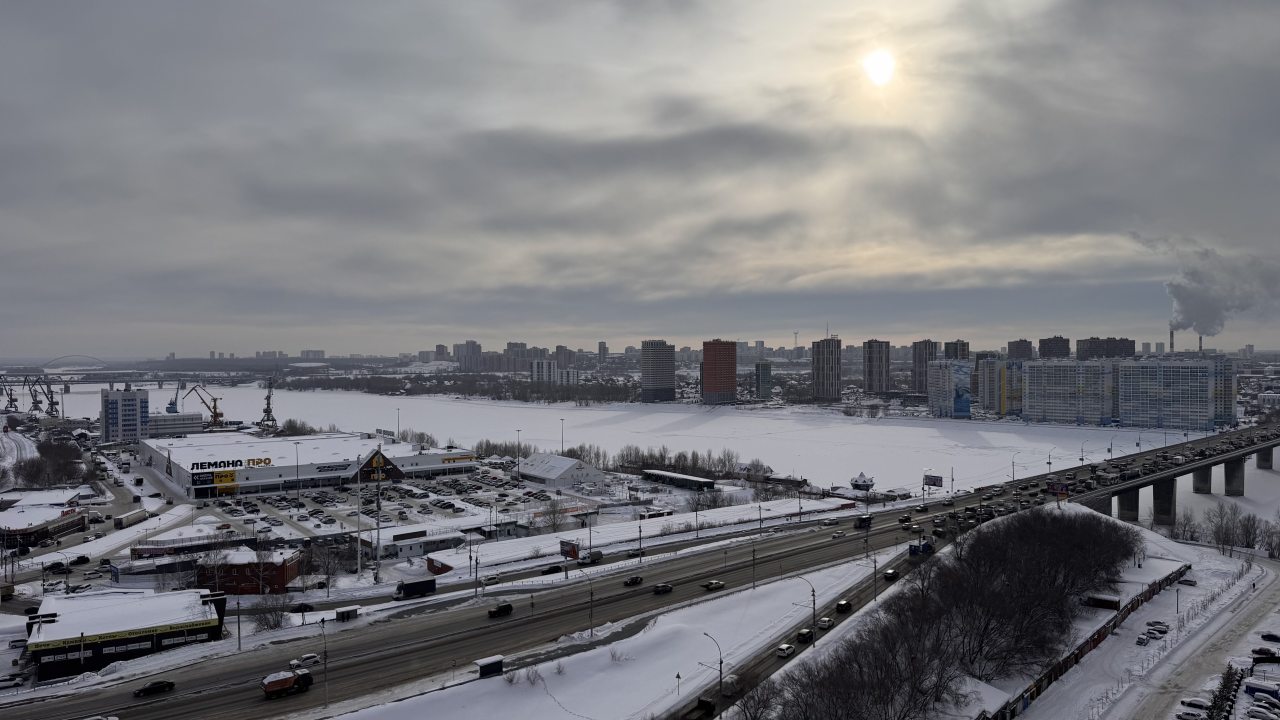 Трёхместный и более (На 16 этаже), Апартаменты Room Hotel на Фабричной 65/1