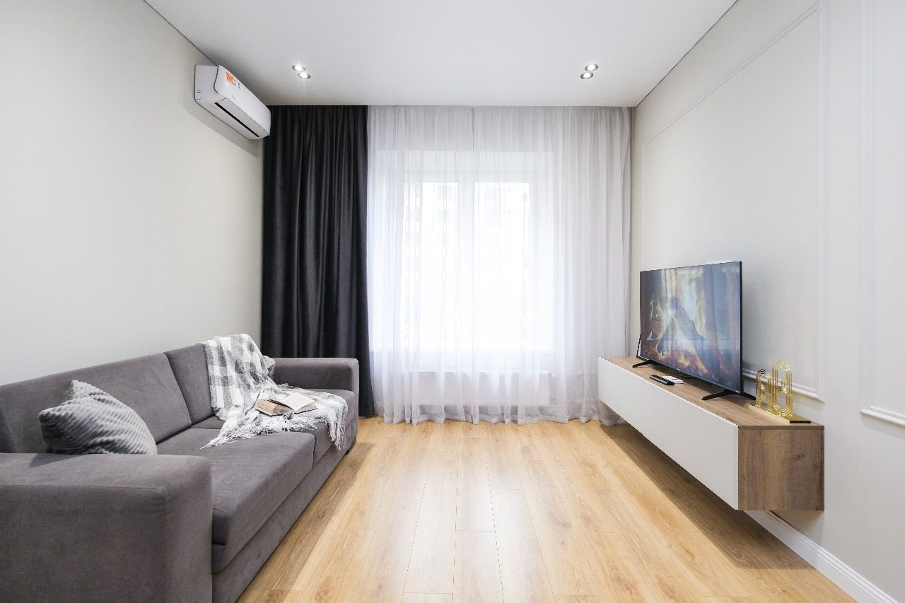 Апартаменты (На втором этаже), Апартаменты Room Hotel на Фабричной 65