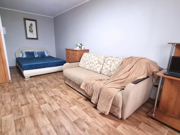 Апартаменты Просторные однокомнатные с большой лоджией