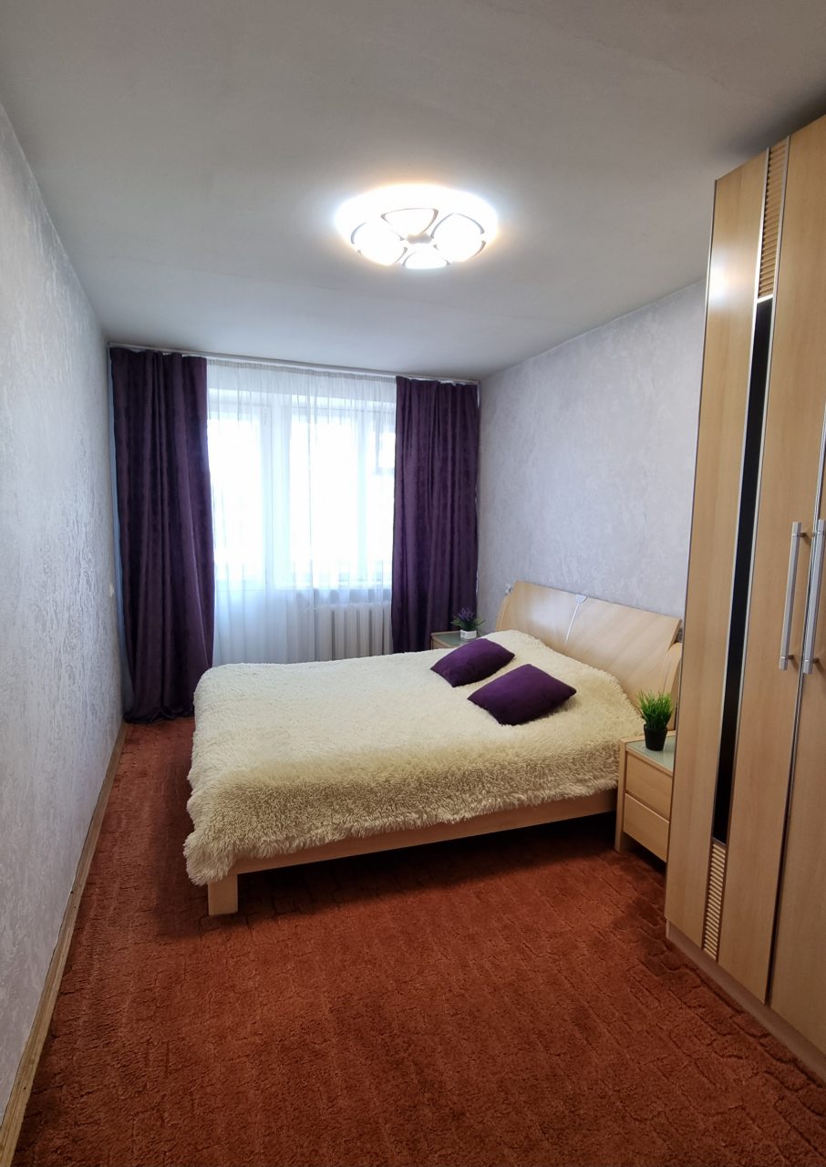 Апартаменты Просторная 3-к в центре города, Владивосток