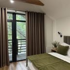 Полулюкс (Полулюкс с балконом), Гостевой дом Chalet Monte’