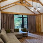 De Luxe (Делюкс с террасой), Гостевой дом Chalet Monte’