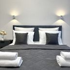 Кровать двуспальная комната 1