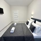 Кровать двуспальная комната 1