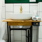 Апартаменты (PAIKKA #RETRO ВЫСОЦКИЙ - ЗАКАТЫ САМАРЫ), Апартаменты PAIKKA