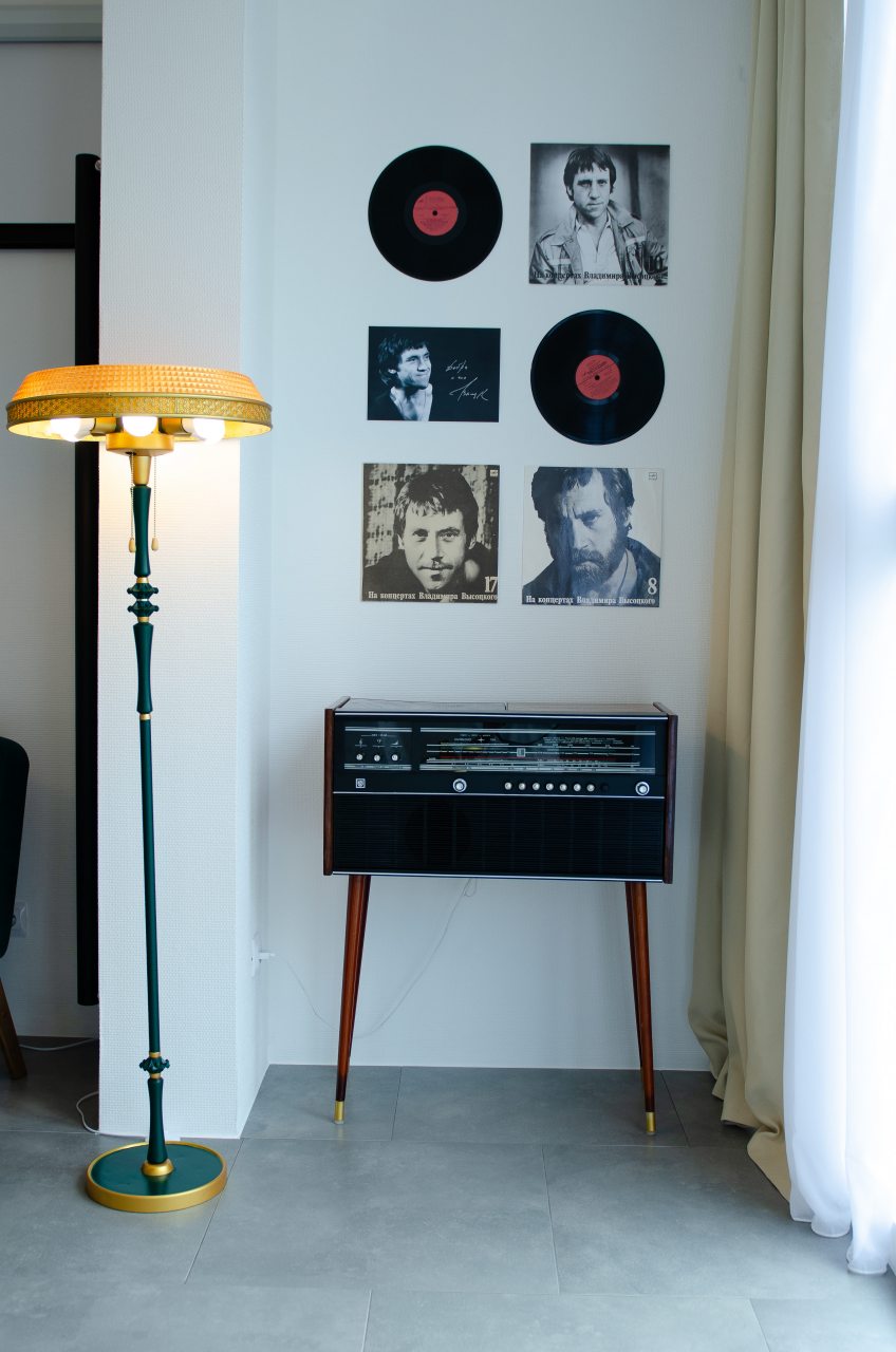 Апартаменты (PAIKKA #RETRO ВЫСОЦКИЙ - ЗАКАТЫ САМАРЫ), Апартаменты PAIKKA