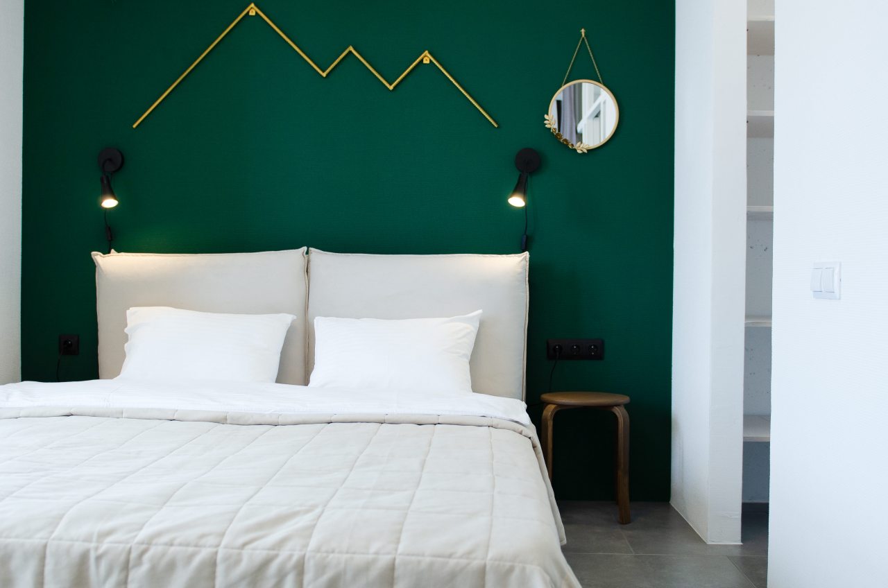 Апартаменты (PAIKKA #RETRO ВЫСОЦКИЙ - ЗАКАТЫ САМАРЫ), Апартаменты PAIKKA