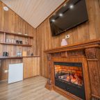 Дом (Большой дом), База отдыха Тайга