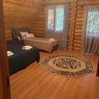 Коттедж (Двухэтажный на 13 человек), Дом отдыха Форест Архыз