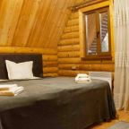 Коттедж (Двухэтажный на 11 человек), Дом отдыха Форест Архыз