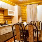 Коттедж (Двухэтажный на 11 человек), Дом отдыха Форест Архыз